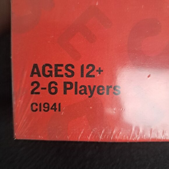 New Hasbro Scattergories Game Ages12+ 2 to 6 Players in Sealed Box - Picture 5 of 7